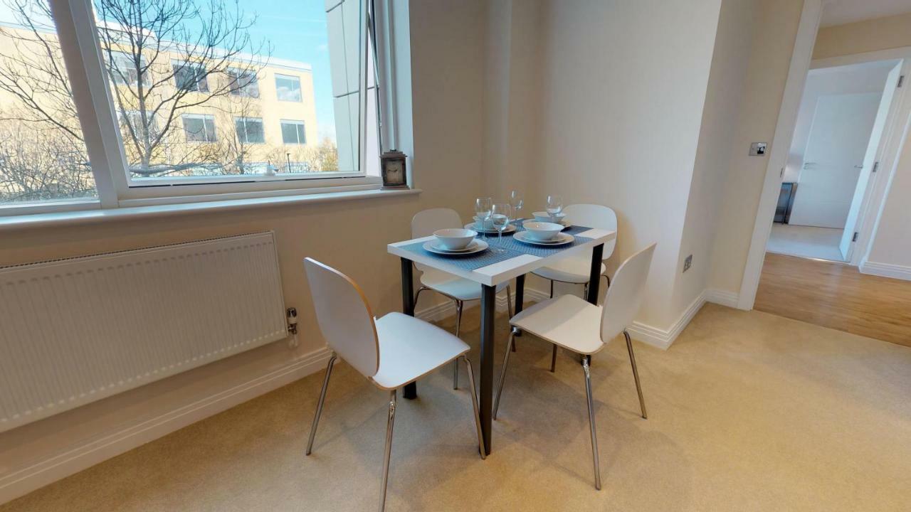 Niksa Serviced Accommodation - Welwyn Garden City Business Park エクステリア 写真